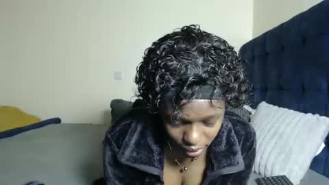 Cherry online show from November 2025 01:08:02 AM