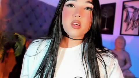 Snapshot of miss_zz chatting on April 2026 06:53:02 PM miss_zz online show from April 2026 06:53:02 PM
