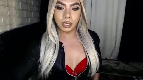 Snapshot of missaira69 chatting on February 2025 12:16:01 AM AIRA online show from February 2025 12:16:01 AM