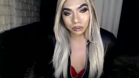 Snapshot of missaira69 chatting on February 2025 04:54:01 AM AIRA online show from February 2025 04:54:01 AM