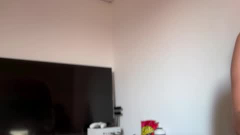 Ameliahs online show from September 2025 12:43:02 PM