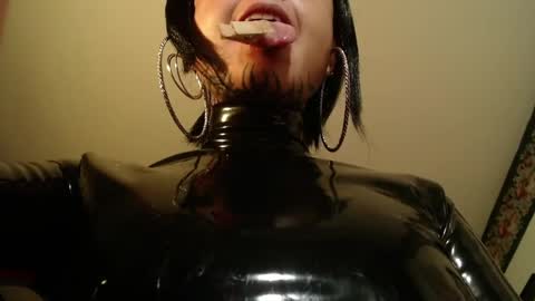 Anarkitten  online show from April 2026 08:42:02 PM