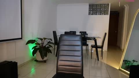 missara_ online show from April 2026 11:10:02 PM