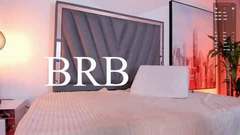 Laura online show from January 2025 05:12:02 PM