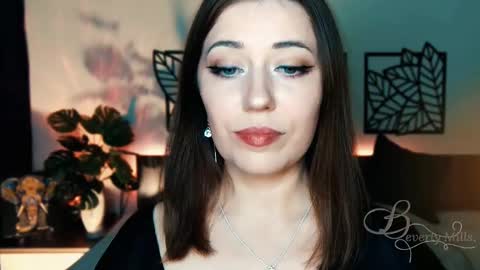 The divine Beverly online show from February 2025 05:52:02 PM