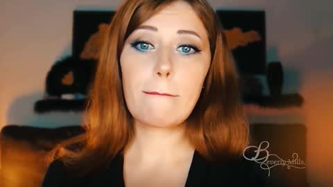 The divine Beverly online show from September 2025 08:01:02 PM