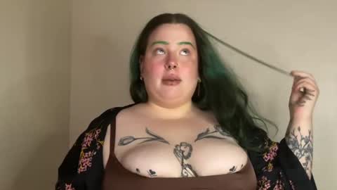 Snapshot of missbika chatting on September 2025 03:15:01 PM Miss Bika online show from September 2025 03:15:01 PM