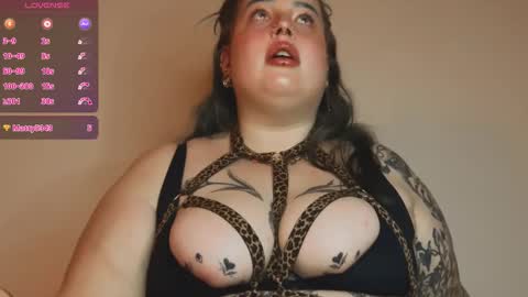 Snapshot of missbika chatting on October 2025 06:20:02 PM Miss Bika online show from October 2025 06:20:02 PM