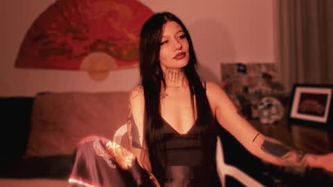 The Empress online show from October 2025 08:37:02 PM