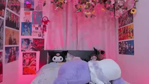 Snapshot of misscurvytop chatting on February 2026 11:14:01 PM Vane online show from February 2026 11:14:01 PM