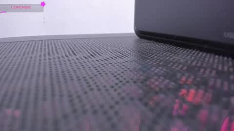 Snapshot of misscurvytop chatting on March 2026 11:07:02 PM Vane online show from March 2026 11:07:02 PM