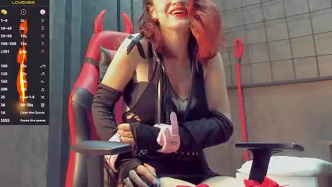 Snapshot of misscyndee_loren chatting on June 2026 03:48:01 PM Cyndee loren online show from June 2026 03:48:01 PM