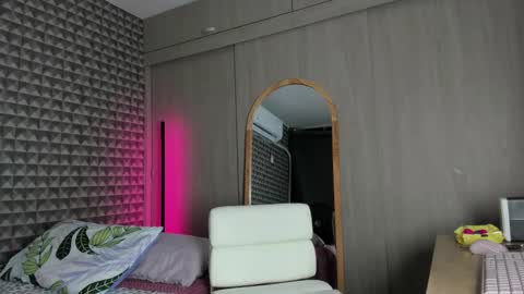 Snapshot of missdhana chatting on February 2026 09:48:01 AM Dhana online show from February 2026 09:48:01 AM