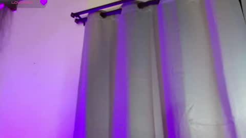 Snapshot of missdionne__curly chatting on February 2026 11:16:01 AM DIONNE online show from February 2026 11:16:01 AM