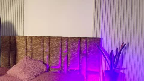 Snapshot of missdionne__curly chatting on March 2026 11:16:02 AM DIONNE online show from March 2026 11:16:02 AM