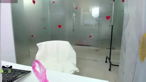 Snapshot of missdominna chatting on July 2026 03:02:01 AM Miss Domina online show from July 2026 03:02:01 AM