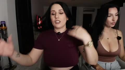 Miss online show from April 2026 09:37:02 PM