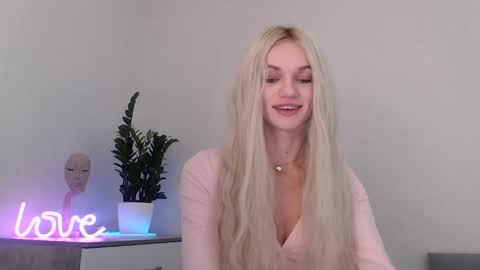 EMMA online show from January 2025 09:07:02 PM