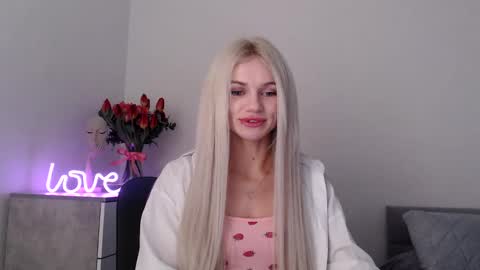 EMMA online show from February 2025 09:15:02 PM