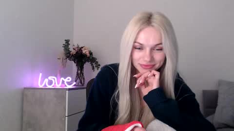 EMMA online show from March 2025 10:09:02 PM