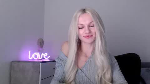 EMMA online show from December 2025 03:17:02 PM