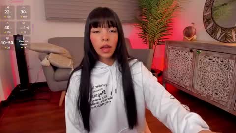 Julieta Arboleda   but i like call me esme online show from February 2025 11:21:01 AM