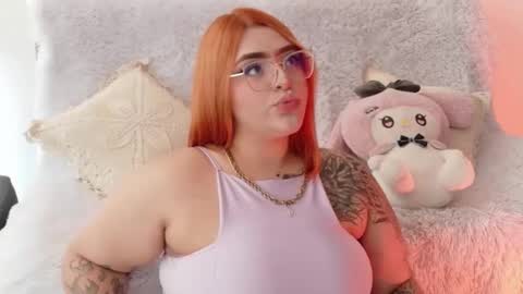 Snapshot of missevans_ chatting on April 2026 06:45:01 PM missevans_ online show from April 2026 06:45:01 PM