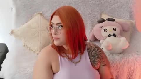 Snapshot of missevans_ chatting on April 2026 07:07:02 PM missevans_ online show from April 2026 07:07:02 PM