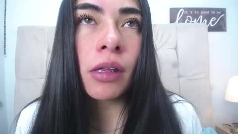 Snapshot of missexy303av chatting on January 2025 07:35:01 PM missexy303av online show from January 2025 07:35:01 PM