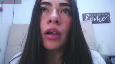 Snapshot of missexy303av chatting on February 2025 04:32:01 PM missexy303av online show from February 2025 04:32:01 PM