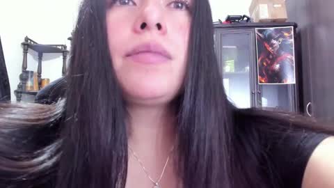 Snapshot of missexy303av chatting on March 2025 06:48:01 AM missexy303av online show from March 2025 06:48:01 AM