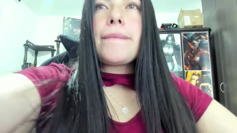 Snapshot of missexy303av chatting on March 2025 08:27:01 AM missexy303av online show from March 2025 08:27:01 AM