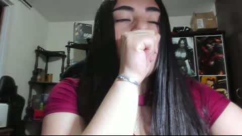 Snapshot of missexy303av chatting on March 2025 08:02:01 AM missexy303av online show from March 2025 08:02:01 AM