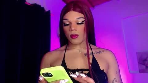 Snapshot of missfer_bigdick chatting on March 2026 12:01:01 PM Fer online show from March 2026 12:01:01 PM