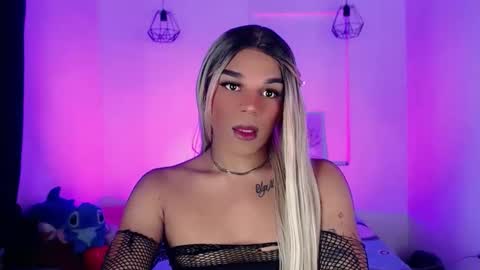 Snapshot of missfer_bigdick chatting on May 2026 10:50:02 PM Fer online show from May 2026 10:50:02 PM