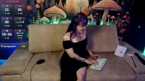 Luna online show from September 2025 01:40:01 AM