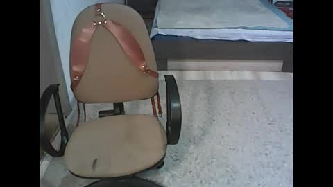 Missie Lorrie online show from December 2024 02:00:01 PM