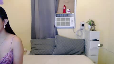 Snapshot of missindependent999 chatting on February 2025 12:28:01 PM jj online show from February 2025 12:28:01 PM