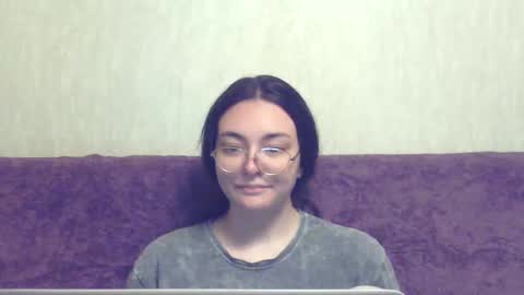 Snapshot of missis_mona chatting on June 2026 12:15:02 AM missis mona online show from June 2026 12:15:02 AM