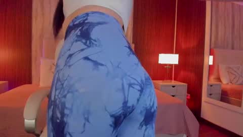 Bella Castillo online show from February 2025 02:38:01 PM