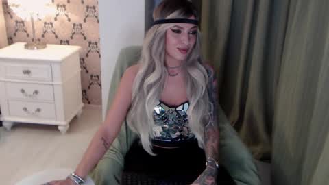 Snapshot of missjenny7 chatting on December 2025 09:45:02 PM MissJenny7 online show from December 2025 09:45:02 PM
