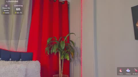 Snapshot of misskassandraa_ chatting on October 2025 01:57:01 AM kassandra lazcano online show from October 2025 01:57:01 AM