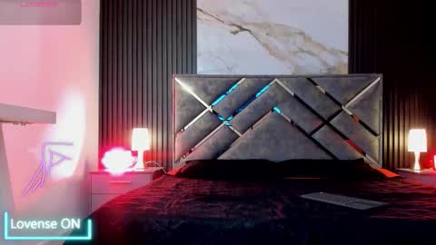 misskathyfox online show from February 2026 08:05:01 PM