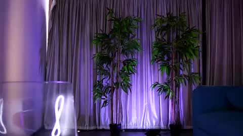 misskiarra online show from February 2025 02:26:01 PM