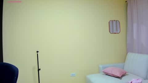 Kimberly Alejandra online show from June 2026 03:25:01 AM