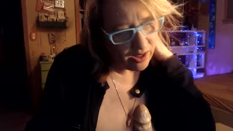 MissKittyFox online show from February 2025 05:20:01 AM