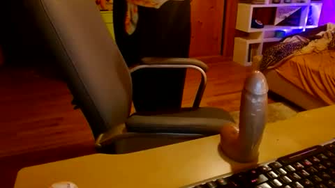 Snapshot of misskittyfox chatting on June 2026 04:46:01 AM MissKittyFox online show from June 2026 04:46:01 AM