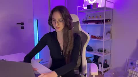 Snapshot of misslalii chatting on December 2025 07:56:02 PM misslalii online show from December 2025 07:56:02 PM