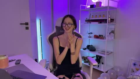 Snapshot of misslalii chatting on December 2025 08:16:02 PM misslalii online show from December 2025 08:16:02 PM