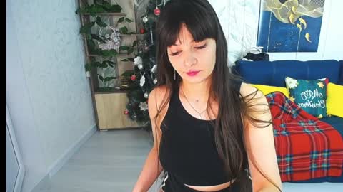 MissLaura online show from January 2025 10:34:02 AM